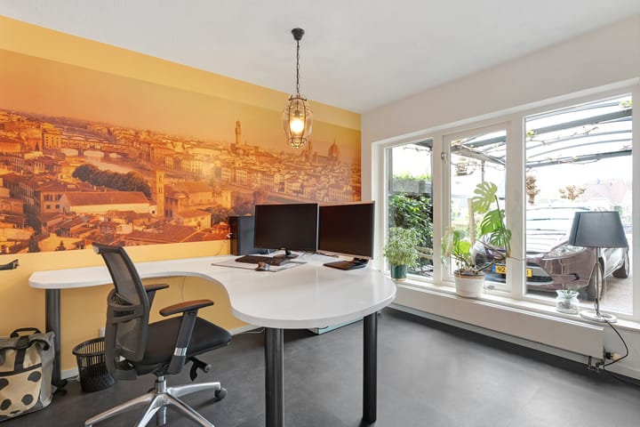 Photo 15 of Barend Loosweg 35