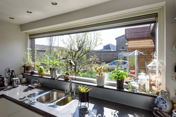 Photo 20 of van Assendelftstraat 10
