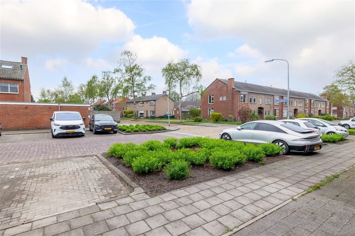 Foto 7 van Meezenbroekstraat 33