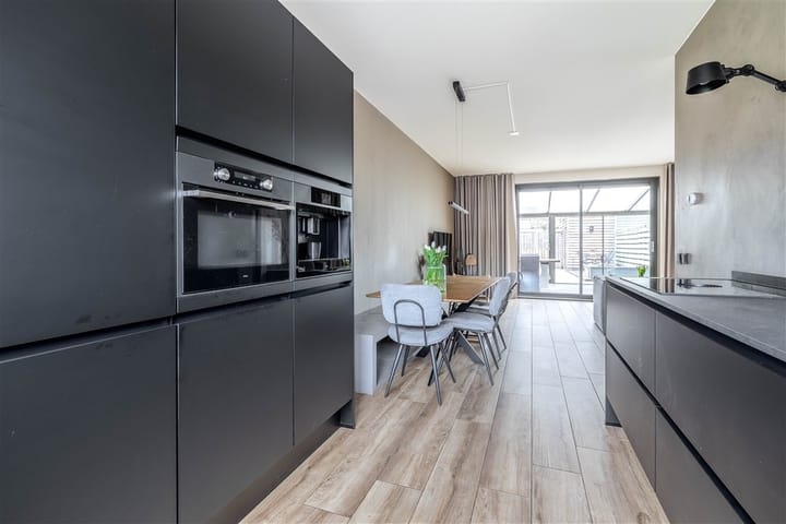 Foto 17 van Meezenbroekstraat 33