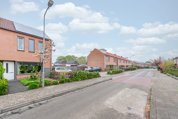 Foto 3 van Hortensiastraat 38