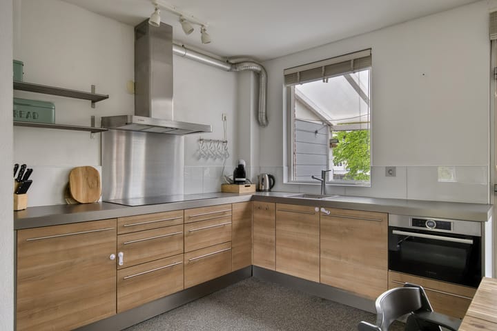 Photo 13 of Zoom 17 9