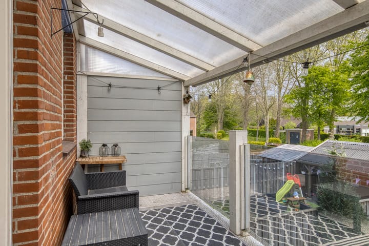 Photo 15 of Zoom 17 9