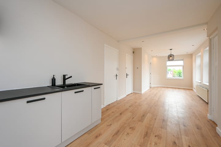 Foto 5 van Ledeganckplein 29