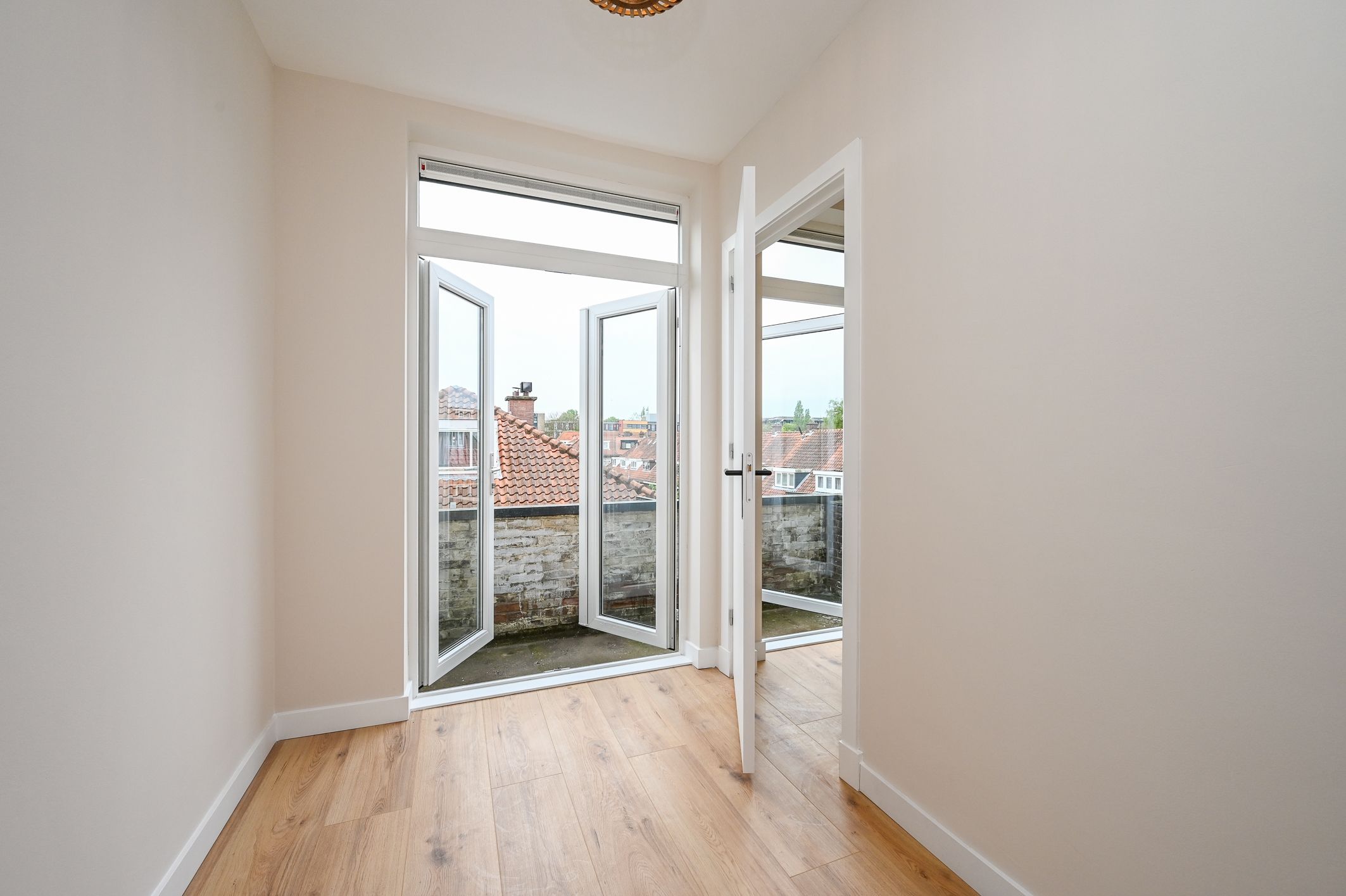 Foto 15 van Ledeganckplein 29