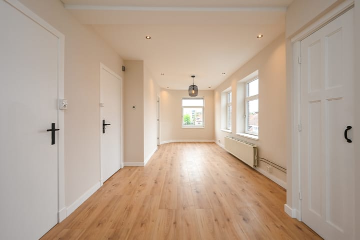 Foto 2 van Ledeganckplein 29