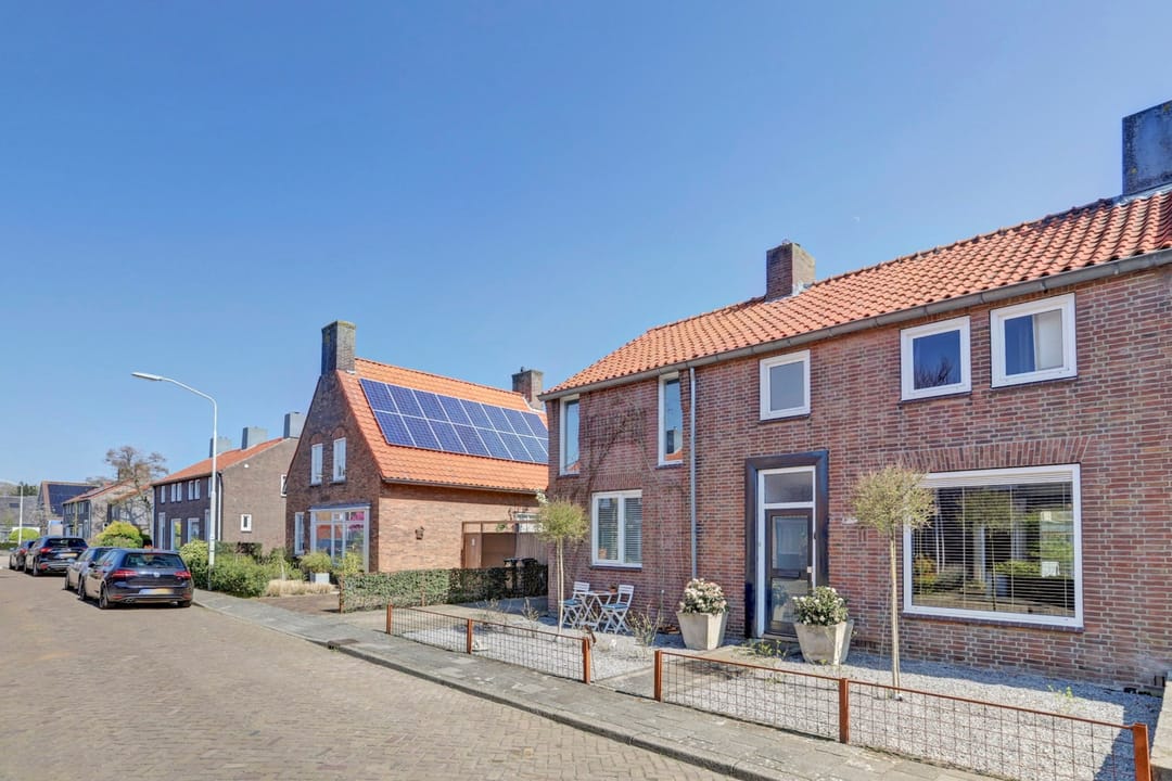 Photo 2 of Pastoor van Akenstraat 8