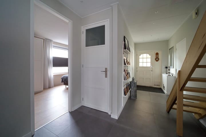 Foto 5 van van Kloosterweg 17