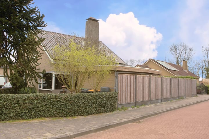 Foto 43 van van Kloosterweg 17