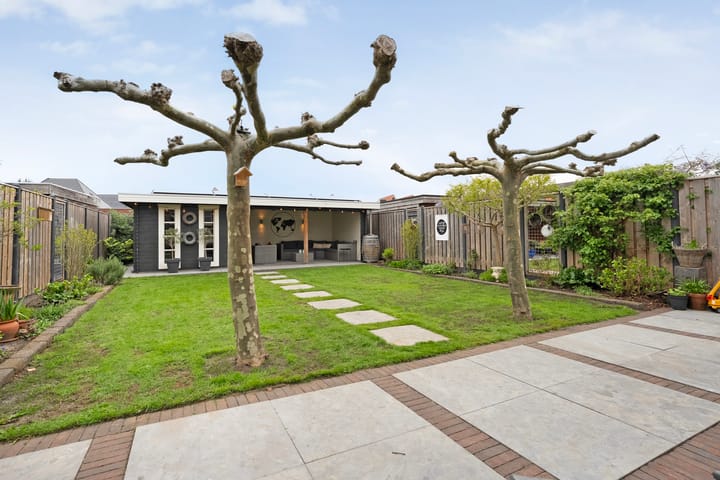 Foto 4 van Voltelenstraat 3