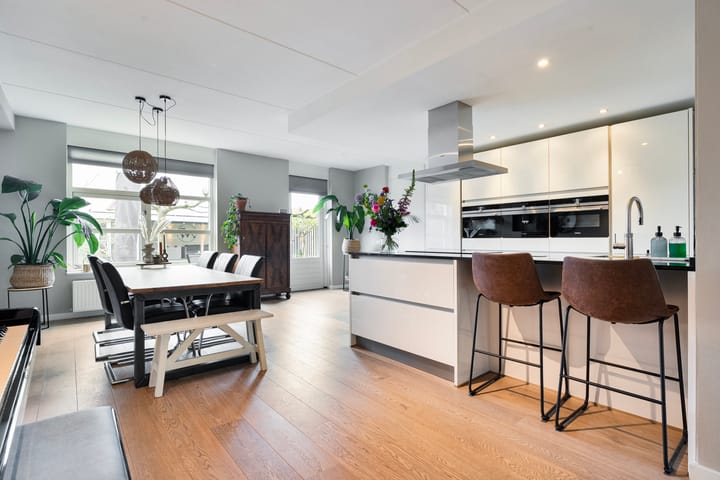 Foto 19 van Voltelenstraat 3