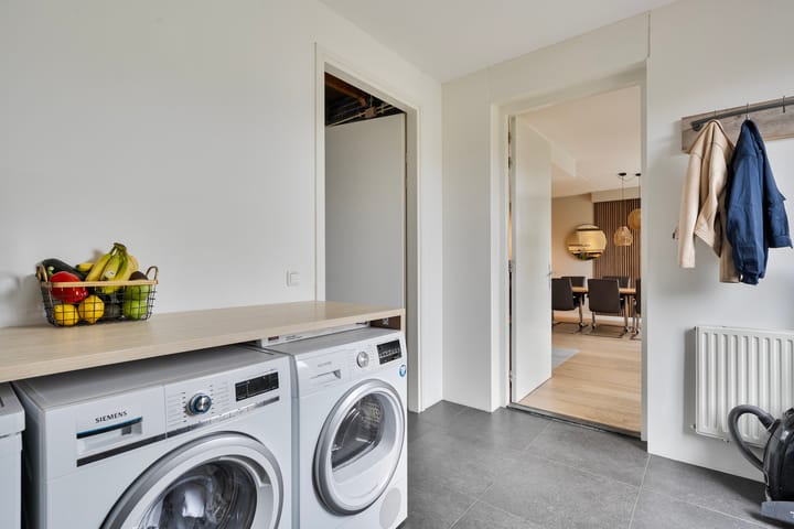 Foto 26 van Voltelenstraat 3