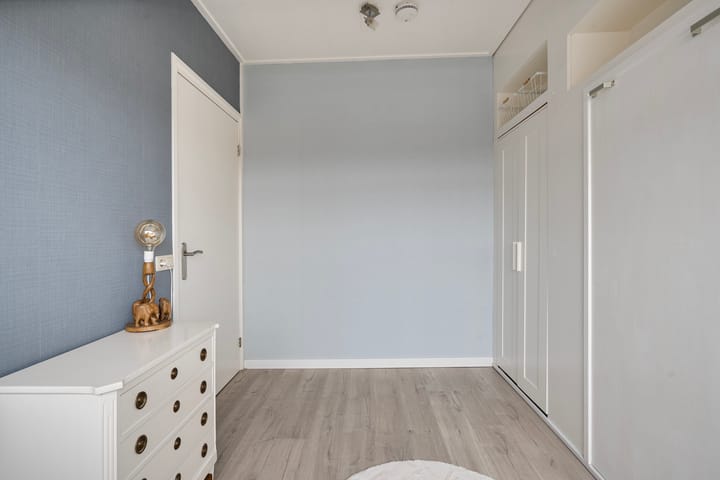 Foto 40 van Voltelenstraat 3