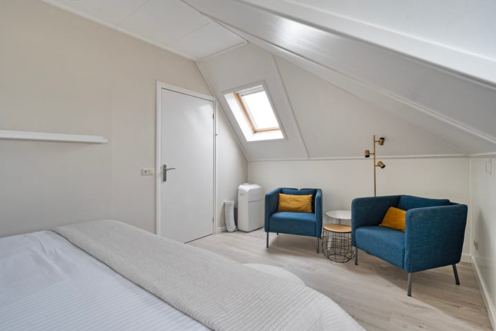 Foto 46 van Voltelenstraat 3