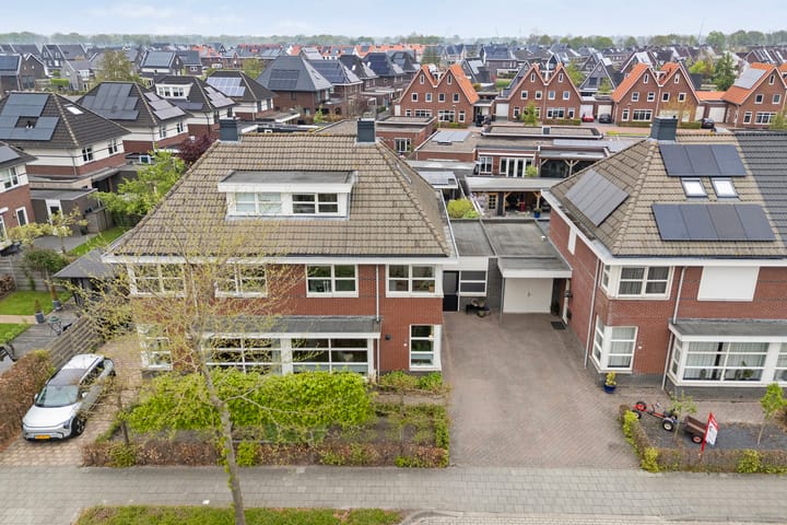 Foto 57 van Voltelenstraat 3