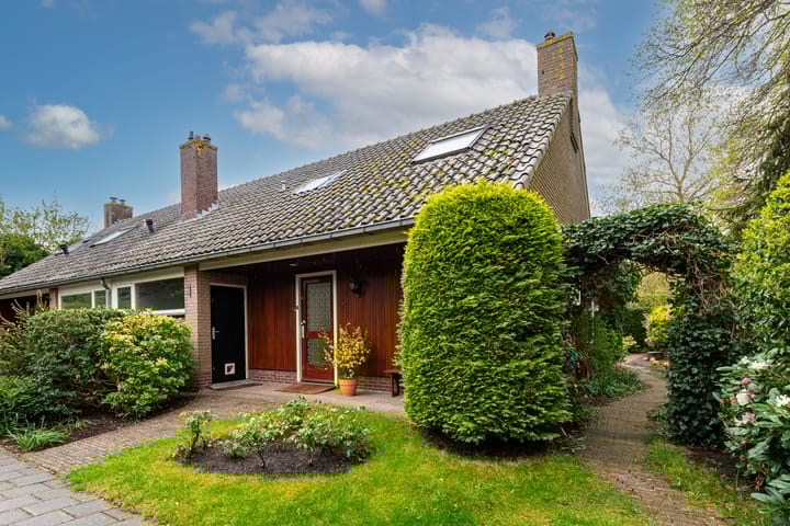 Foto 1 van Charlotte de Bourbonlaan 5