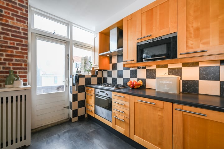 Photo 12 of Plaspoelkade 5