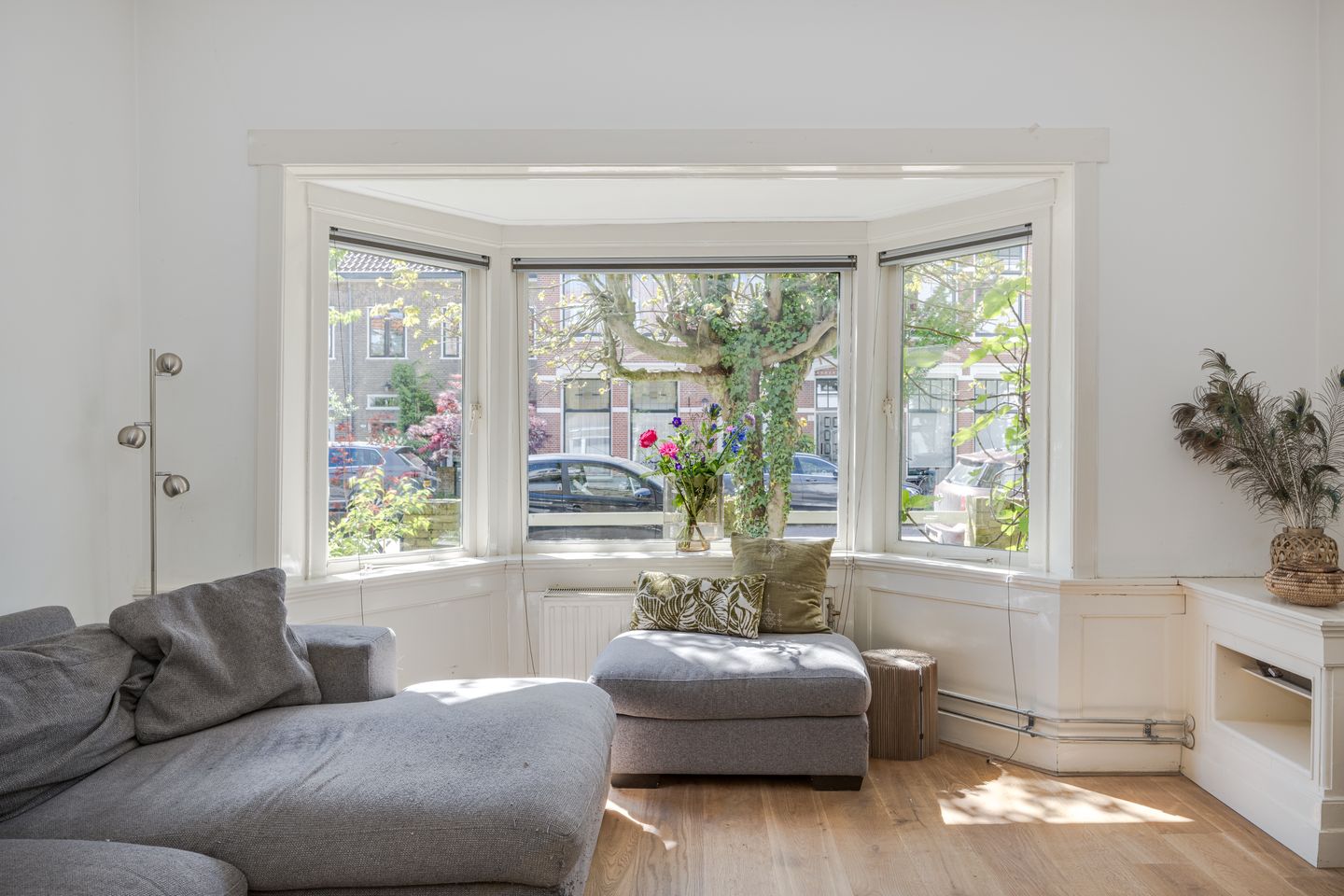 Photo 10 of Roodenburgerstraat 12