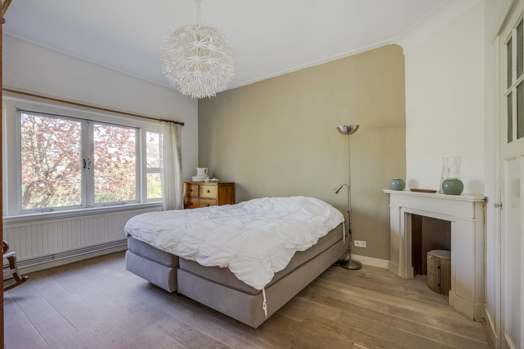 Photo 28 of Roodenburgerstraat 12