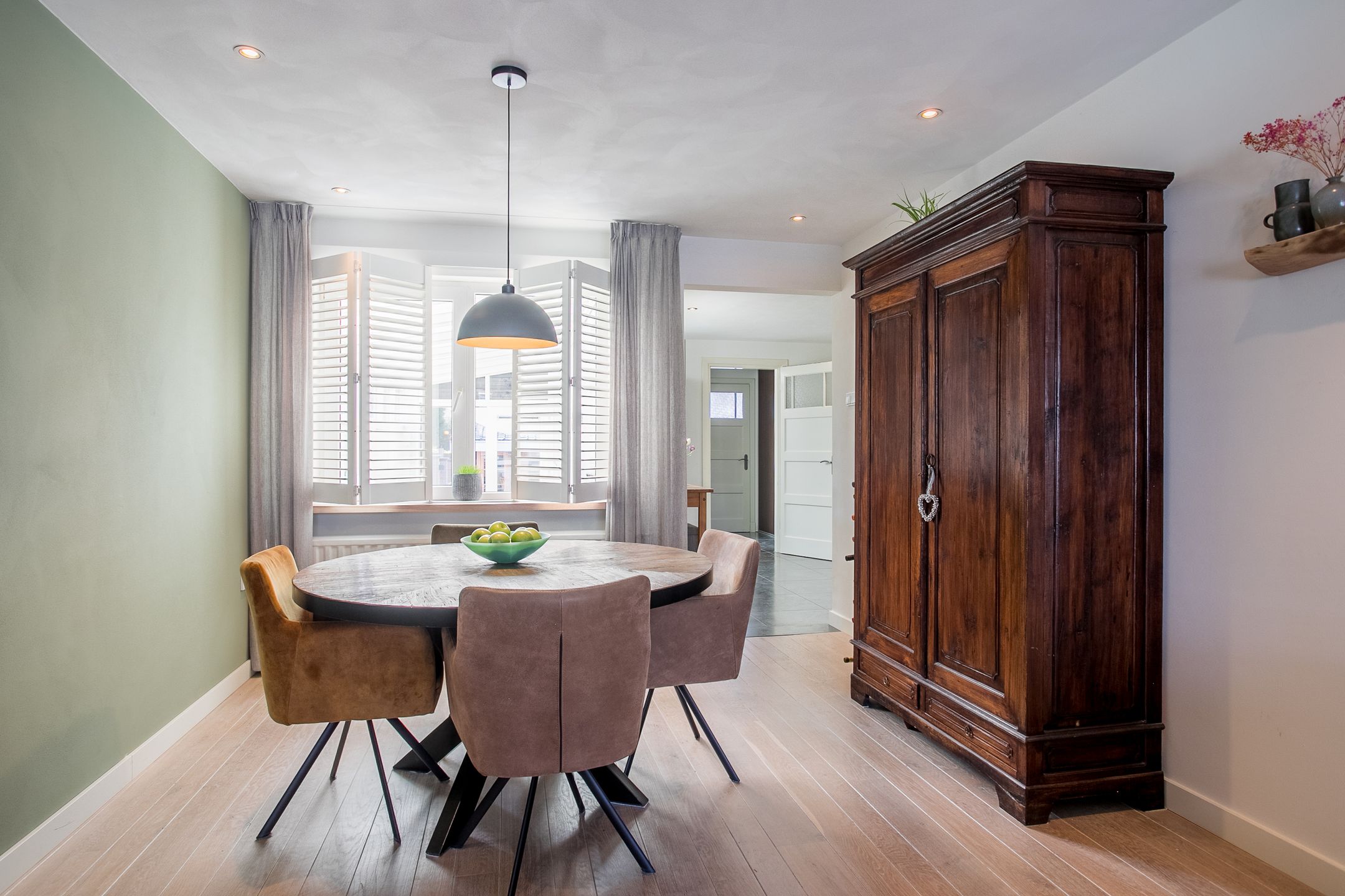 Photo 12 of Betouwstraat 56