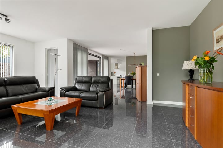 Foto 22 van De Rhijenhof 16-C