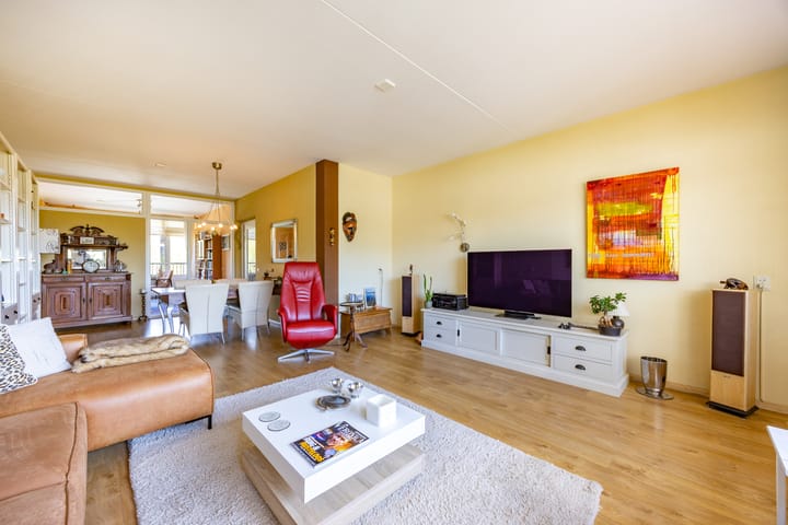 Foto 8 van Hammarskjöldlaan 323