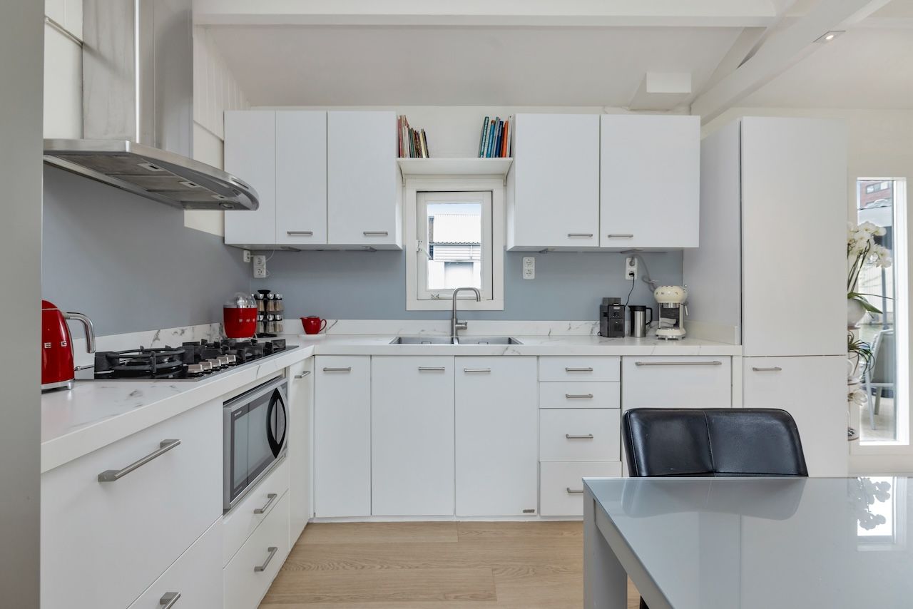 Foto 18 van Grasweg 18-A