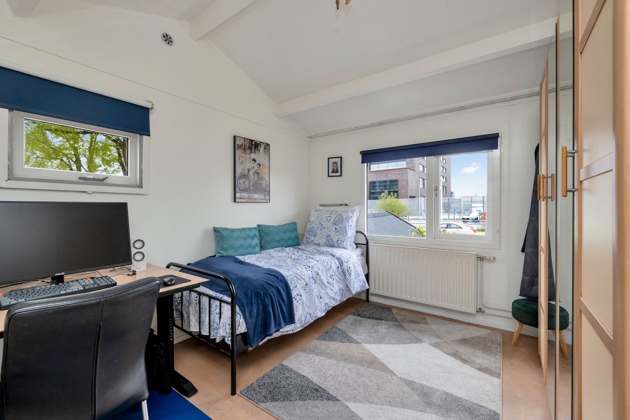 Foto 35 van Grasweg 18-A