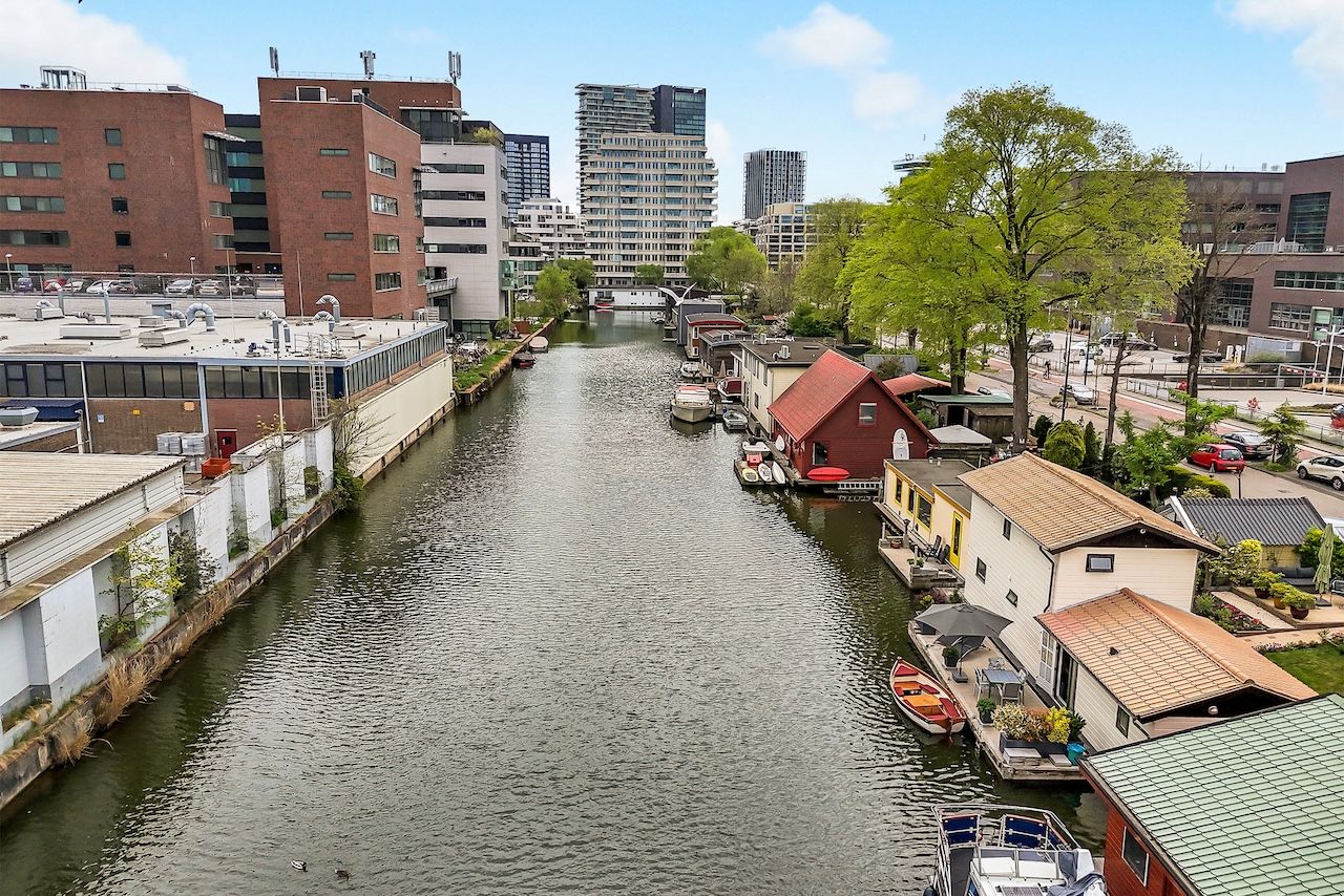 Foto 49 van Grasweg 18-A