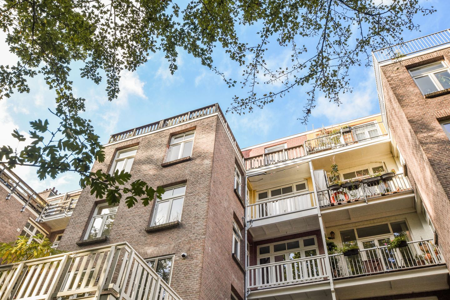 Foto 1 van Zocherstraat 63-3