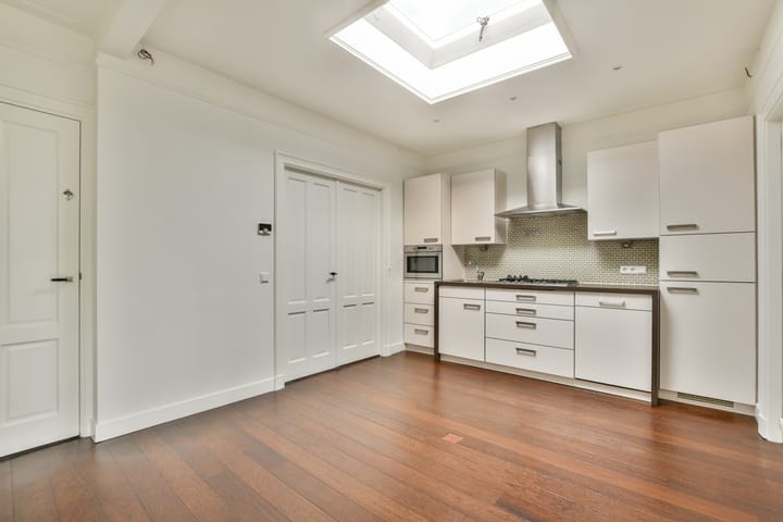 Foto 10 van Zocherstraat 63-4