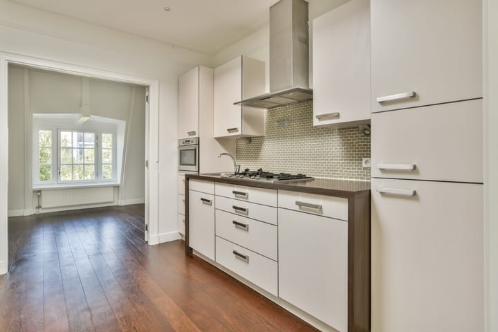 Foto 12 van Zocherstraat 63-4