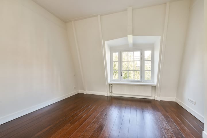 Foto 15 van Zocherstraat 63-4