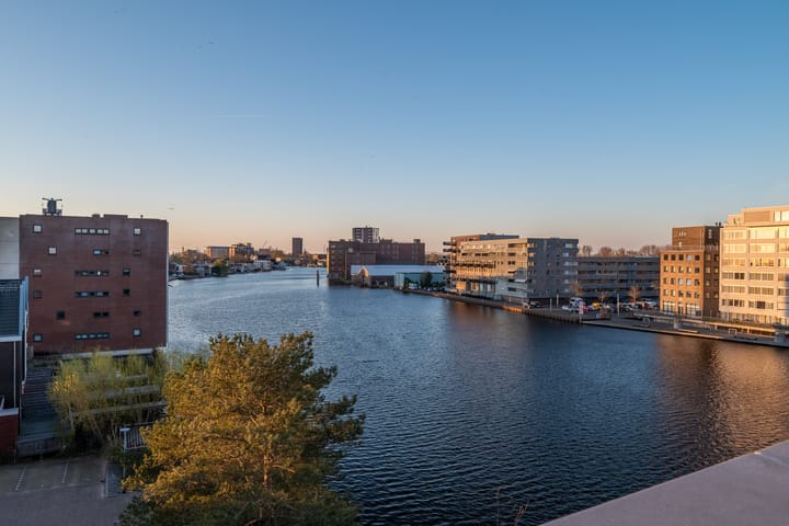 Photo 14 of Westzijde 112-W