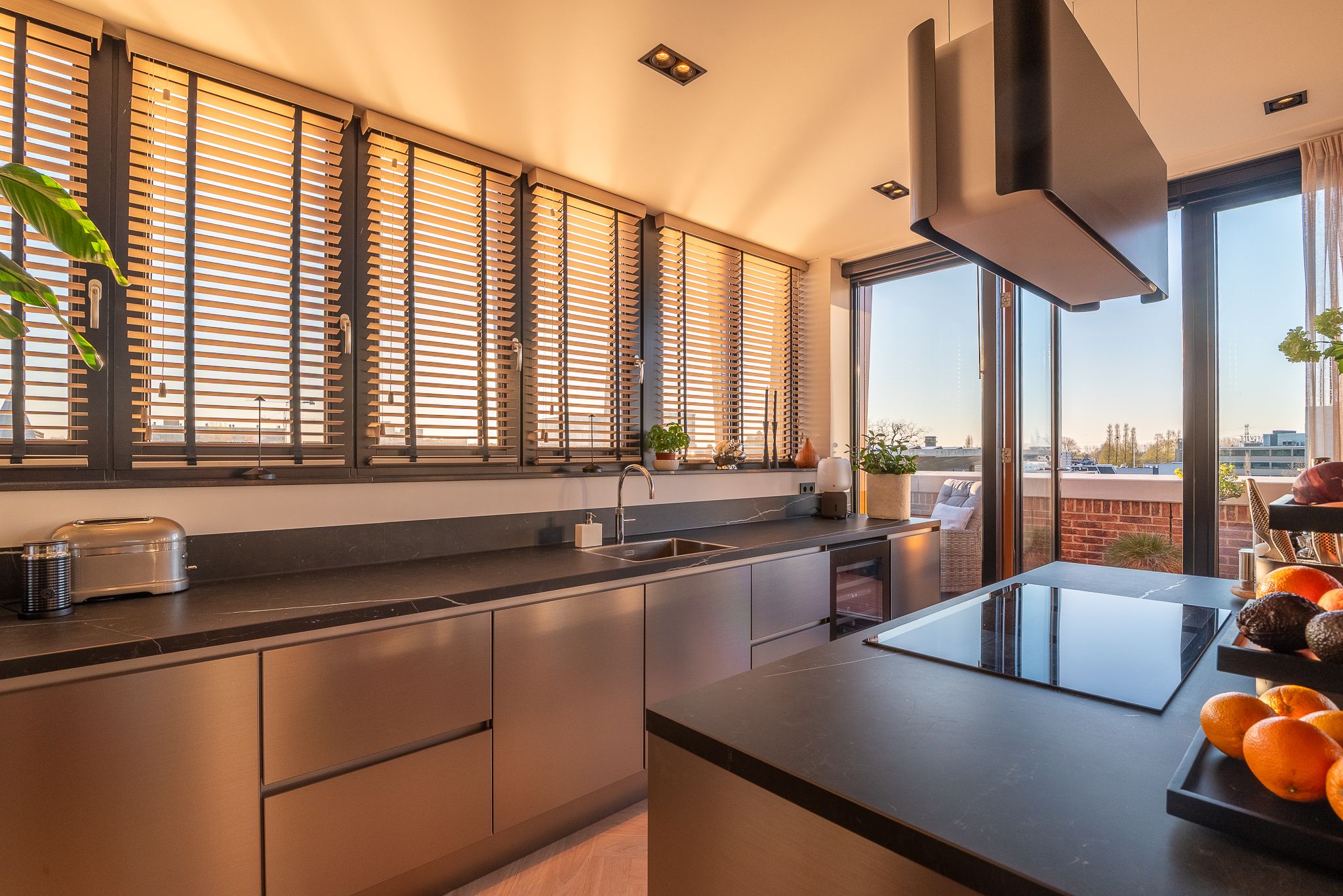 Foto 24 van Westzijde 112-W