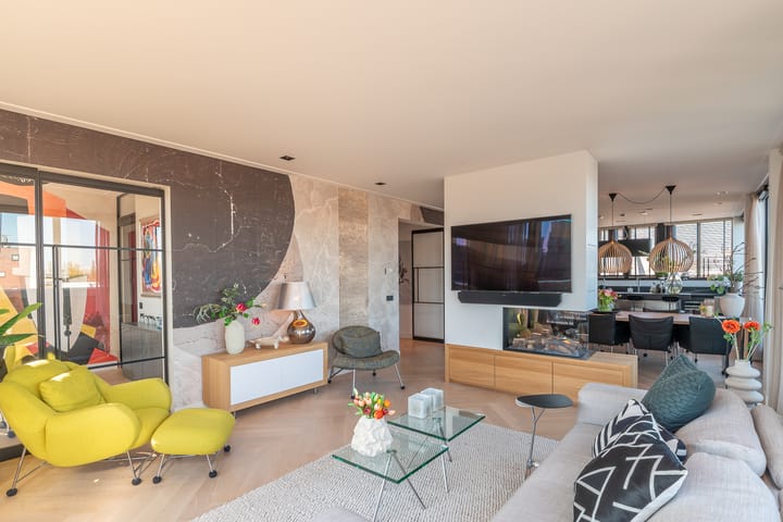 Photo 6 of Westzijde 112-W