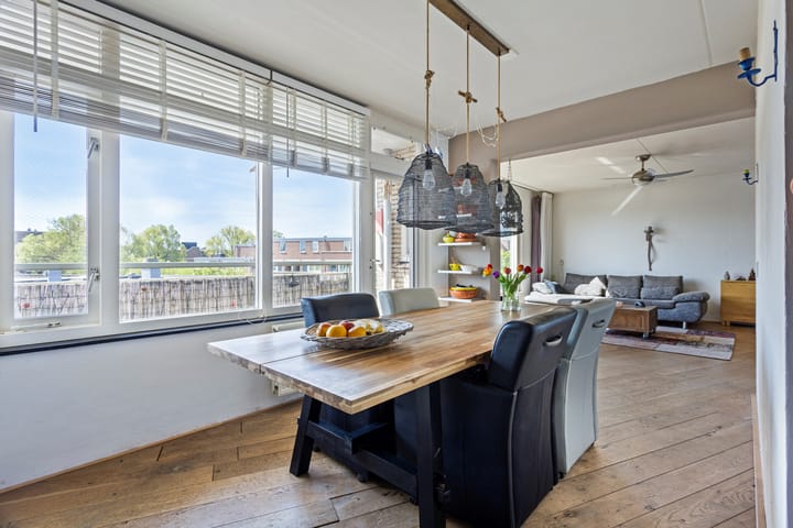 Foto 4 van Ambachtsplein 63