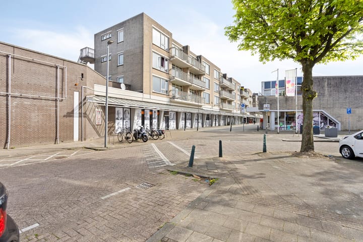 Foto 2 van Ambachtsplein 63