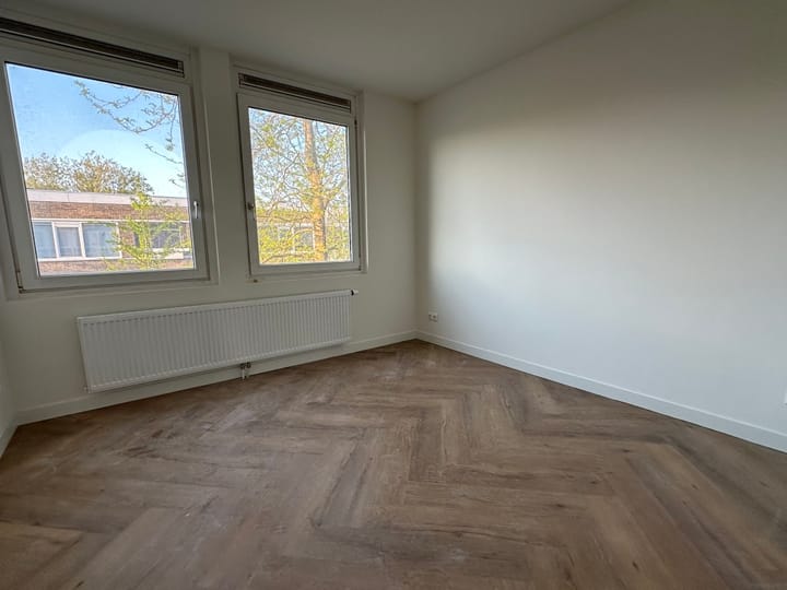 Photo 7 of Corridor 13-A