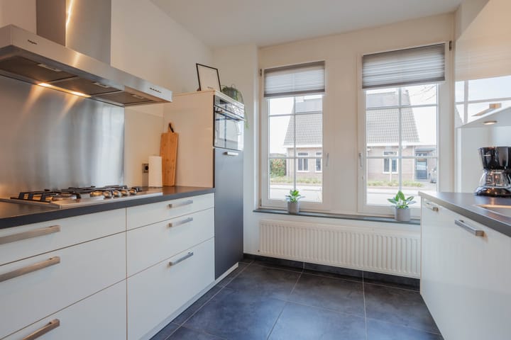 Foto 12 van Irenestraat 13