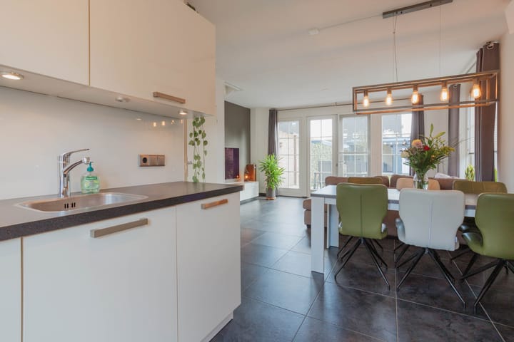 Foto 14 van Irenestraat 13