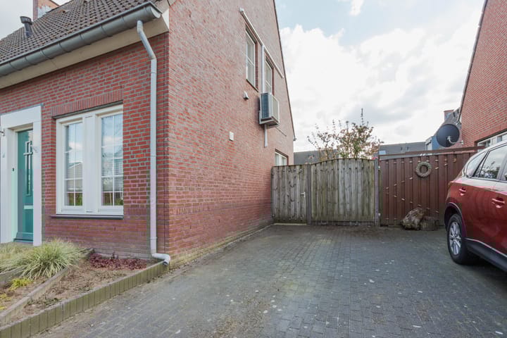 Foto 36 van Irenestraat 13