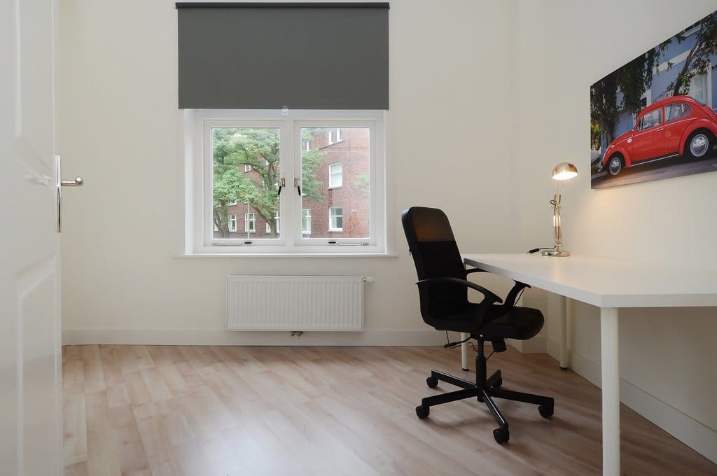 Photo 19 of Van Hoytemastraat 36-A