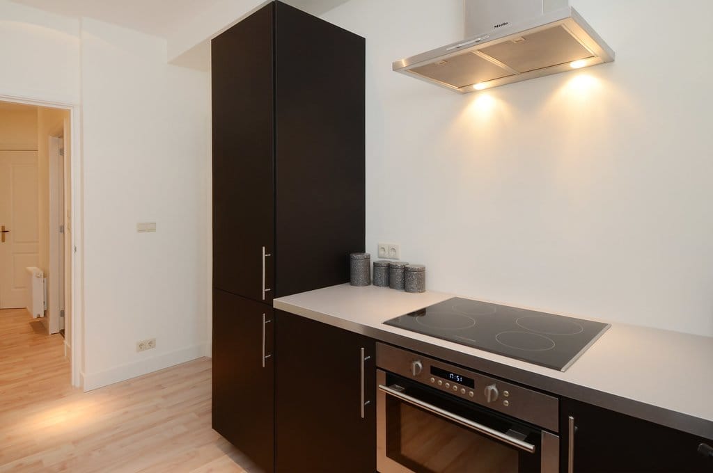 Photo 11 of Van Hoytemastraat 36-A