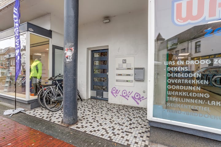 Foto 2 van Bloemerstraat 8-B