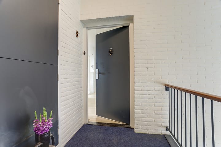 Foto 9 van Bloemerstraat 8-B