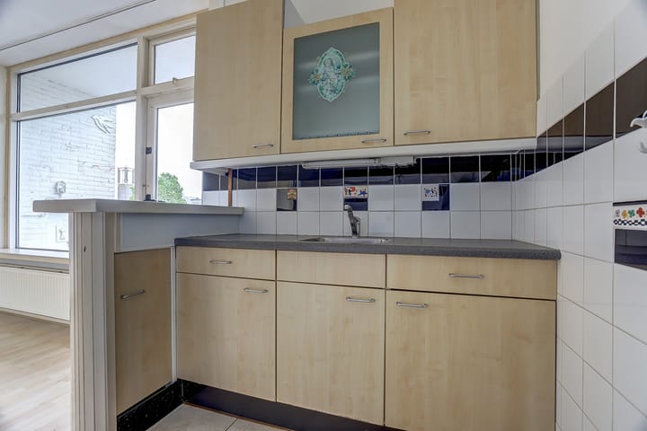 Foto 17 van Bloemerstraat 8-B