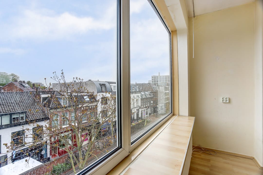 Foto 31 van Bloemerstraat 8-B