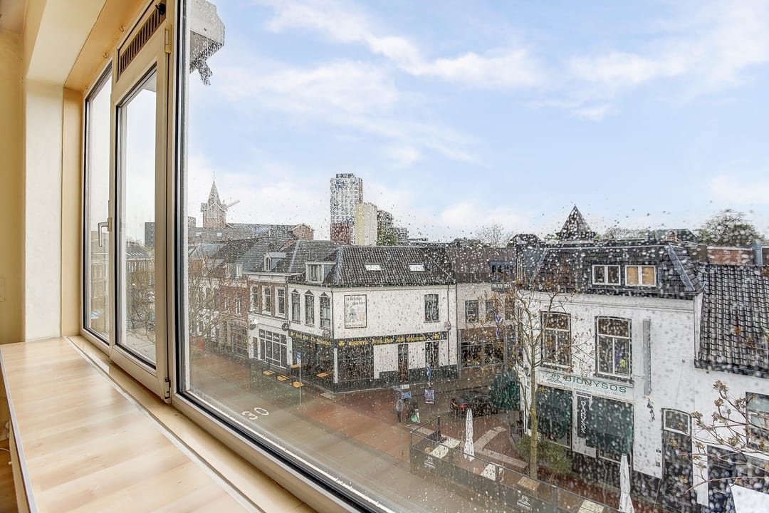 Foto 32 van Bloemerstraat 8-B