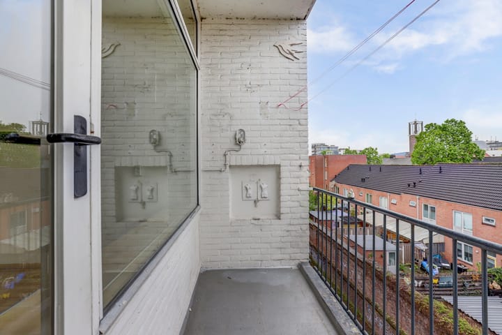 Foto 36 van Bloemerstraat 8-B